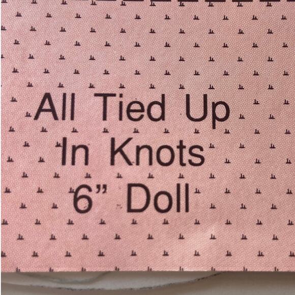 Country Stitches 125 Pattern All Tied Up In Knots 6" Doll Folkart Vintage Decor - Picture 5 of 7